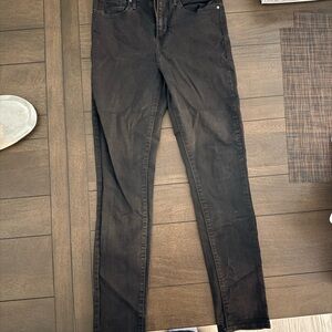 Women’s Skinny Levi’s
